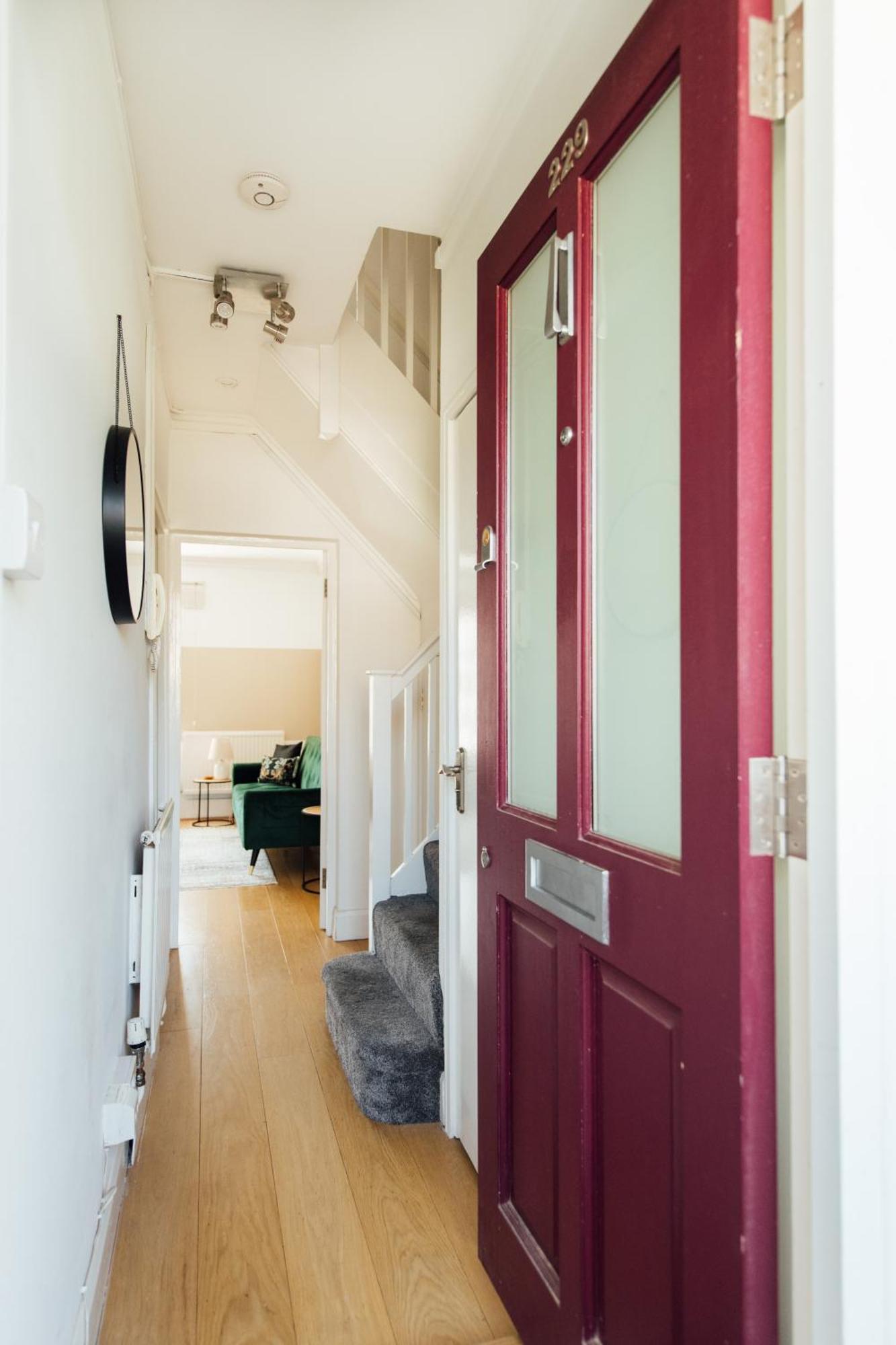 Stylish Central Kings Cross 2 Bedroom Flat Лондон Экстерьер фото