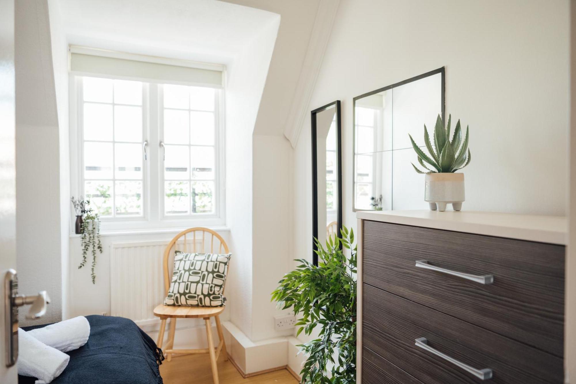 Stylish Central Kings Cross 2 Bedroom Flat Лондон Экстерьер фото